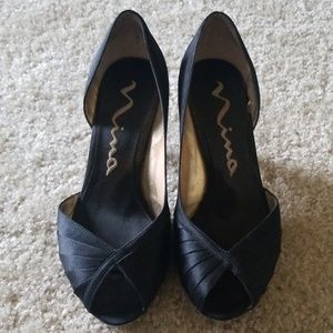 Nina Black High Heel Pumps